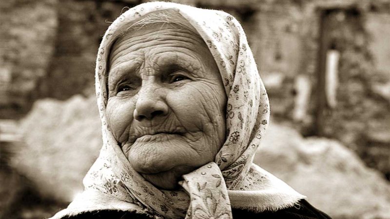 Sezai Karakoç Şiirlerinde Kadın Üzerine