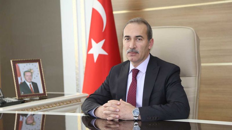 Sezai Karakoç Hakkında Röportaj