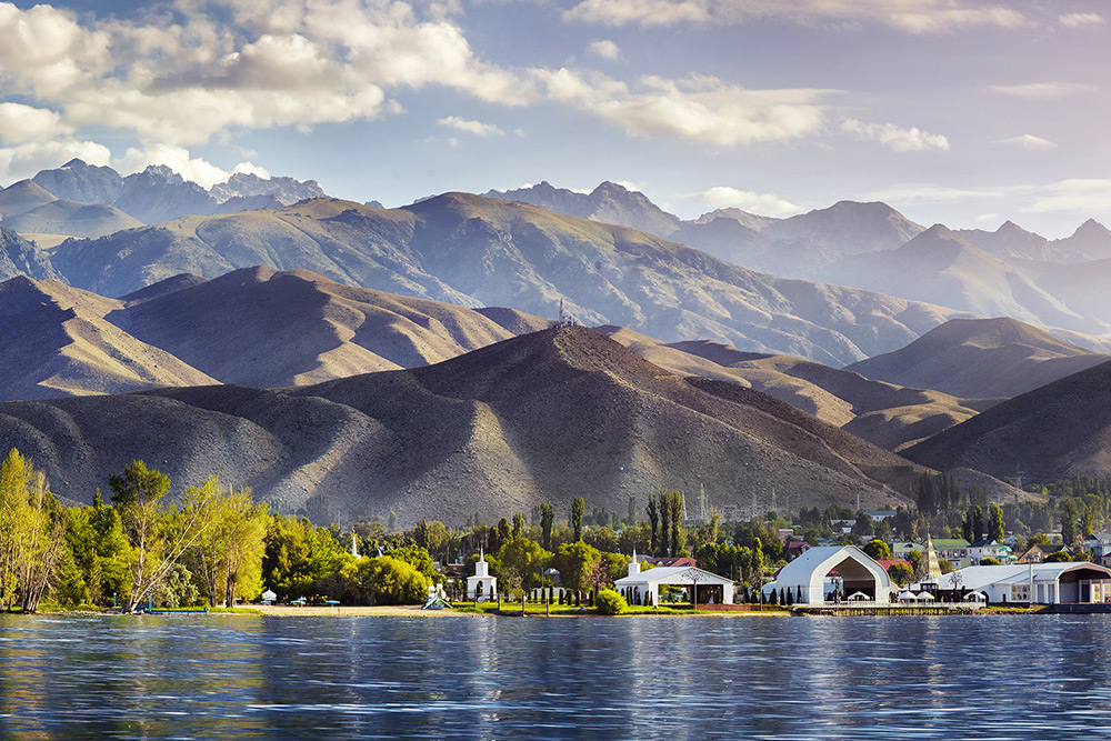 Küresel Dengeler,  Kırgızistan ve Doğal Kaynaklar