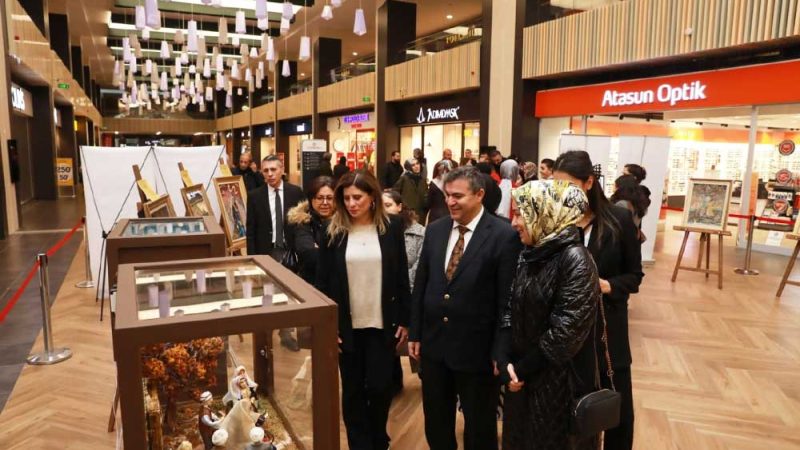 “Erciyes’te Bir Sevda Masalı: Kerem İle Aslı” Sergisi Hayran Bırakıyor