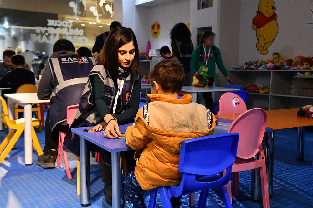 Oyunun Gücüyle İyileşiyorlar 1 Oyunun Gücüyle İyileşiyorlar