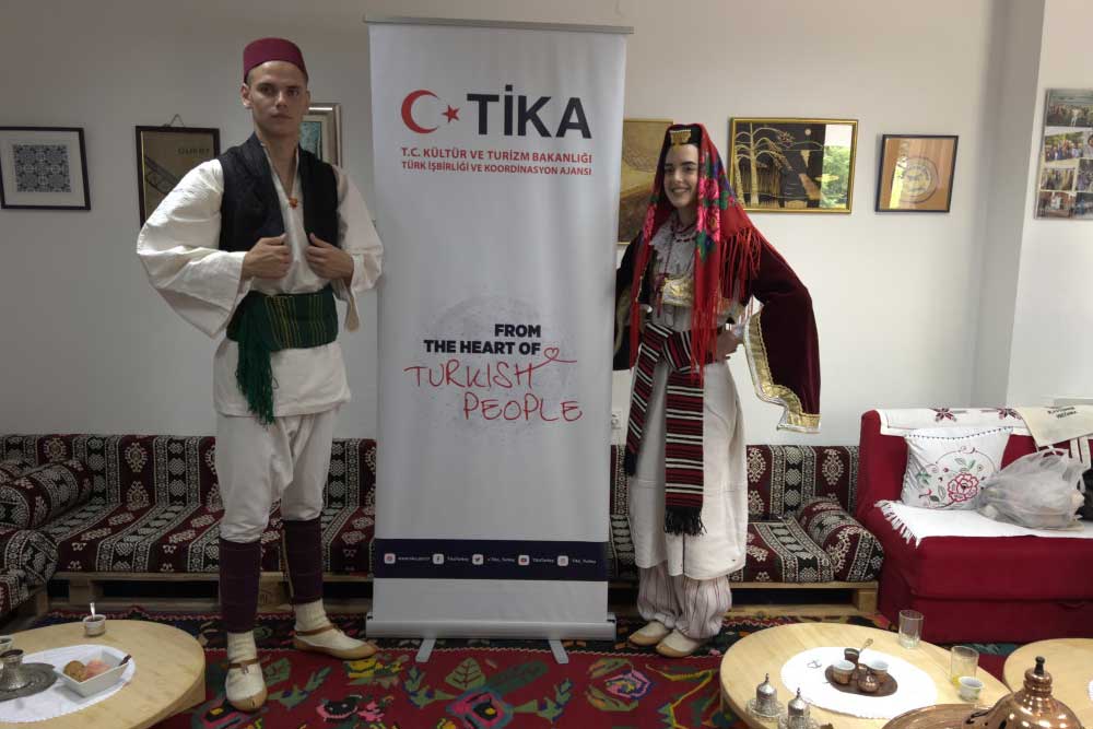 Bosna Hersek'te Geleneksel Halk Oyunlarının Yaşatılmasına TİKA’dan Destek 1 Bosna Hersek’te Geleneksel Halk Oyunlarının Yaşatılmasına TİKA’dan Destek