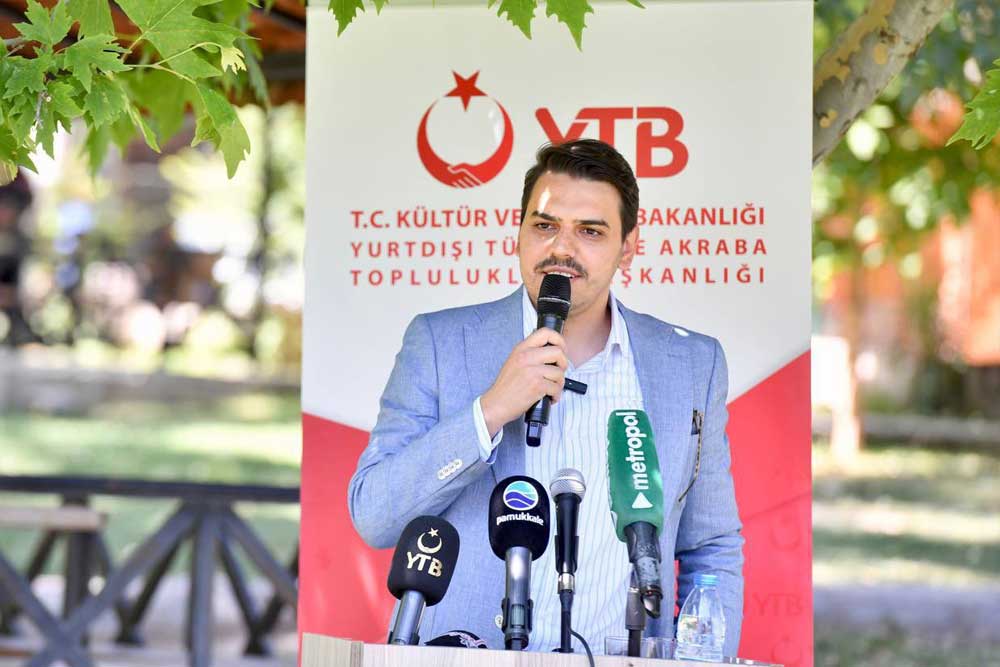 Eren: “Avrupalı Türkler ’in Dertleriyle Dertleniyoruz” 1 Eren: “Avrupalı Türkler ’in Dertleriyle Dertleniyoruz”