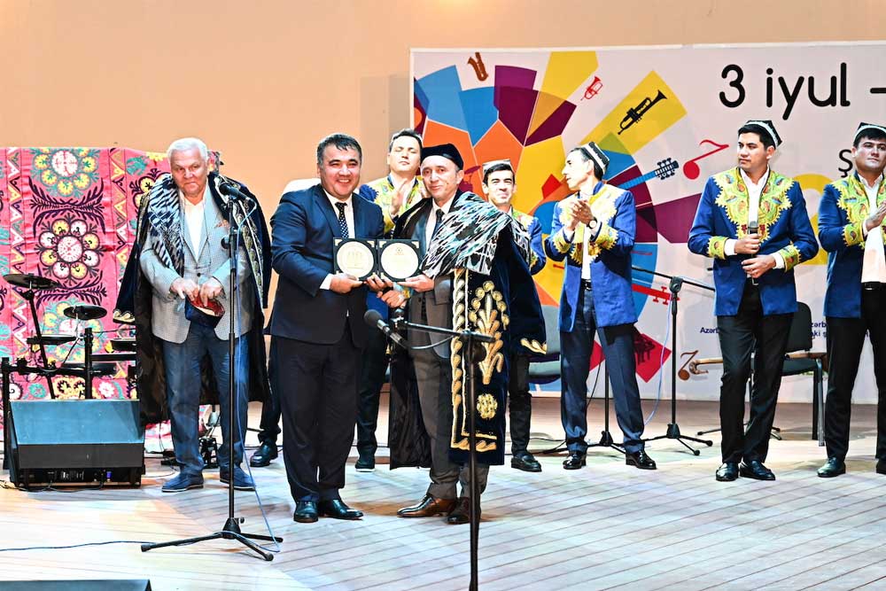 Şeki İpekyolu Festivali’nde, Özbekistan Günü Coşkusu